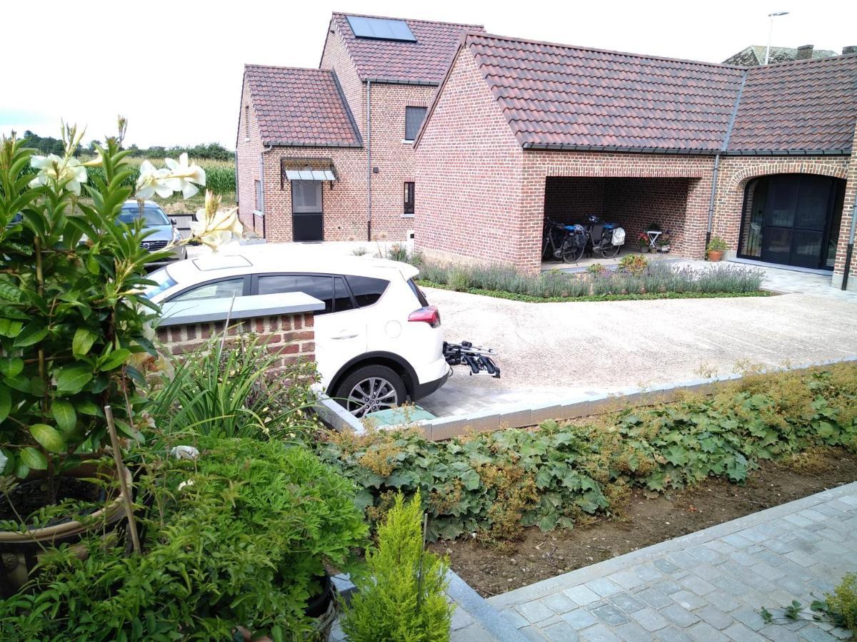 Vakantiewoning Mierzicht Met Prive Wellness Haspengouw Boekhout Exterior photo